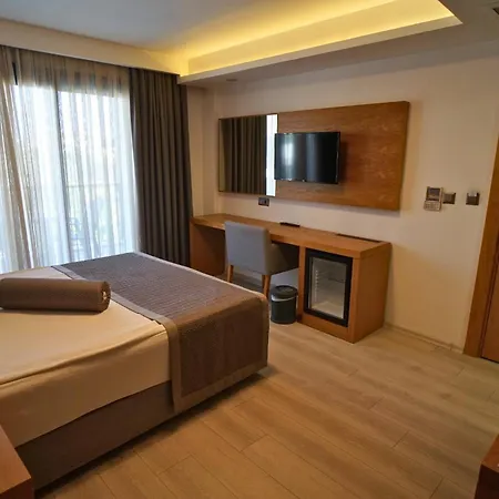 Ruwais Hotel 2*
